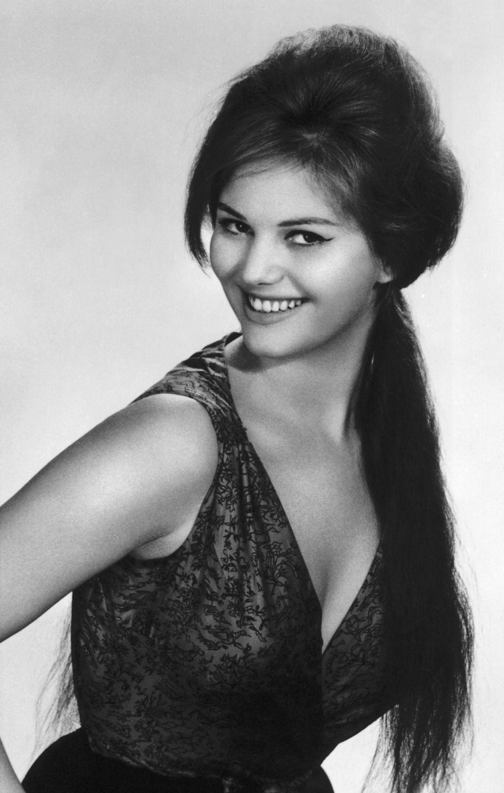 1017x1600 Claudia Cardinale Cardinale Photo