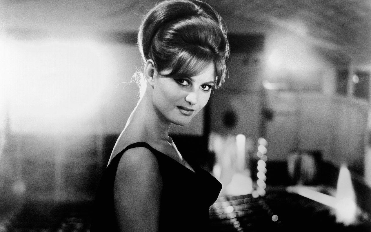 1280x800 Claudia Cardinale turns 80: we celebrate her style on the big screen