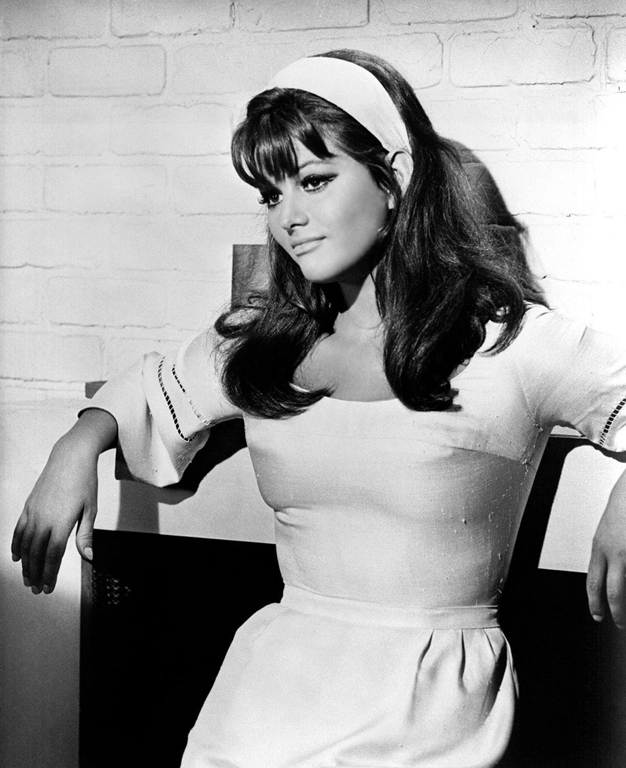 Claudia Cardinale Wallpapers - Top Free Claudia Cardinale Backgrounds