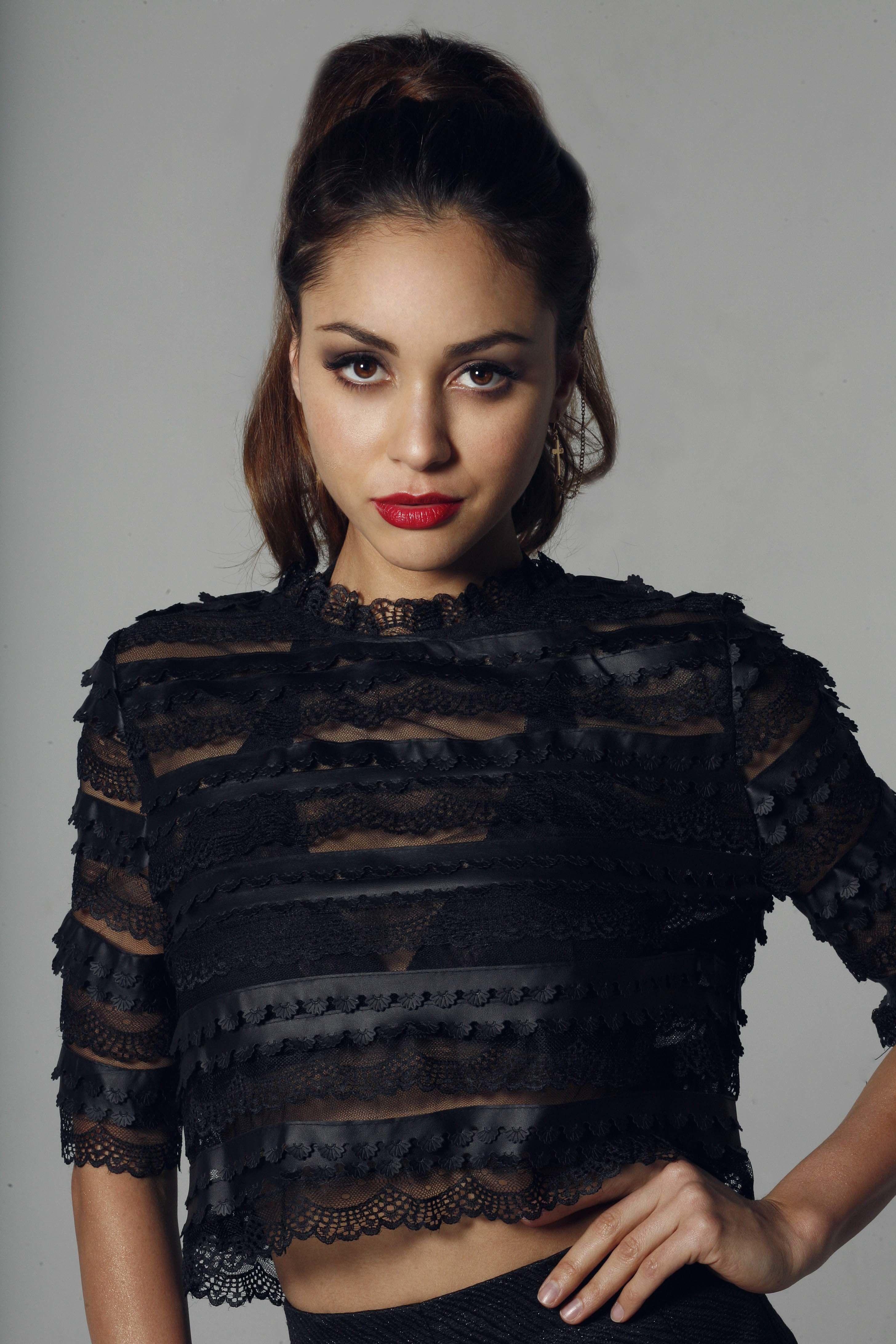 2912x4368 celebrity #Latinas #actress Lindsey Morgan #brunette portrait