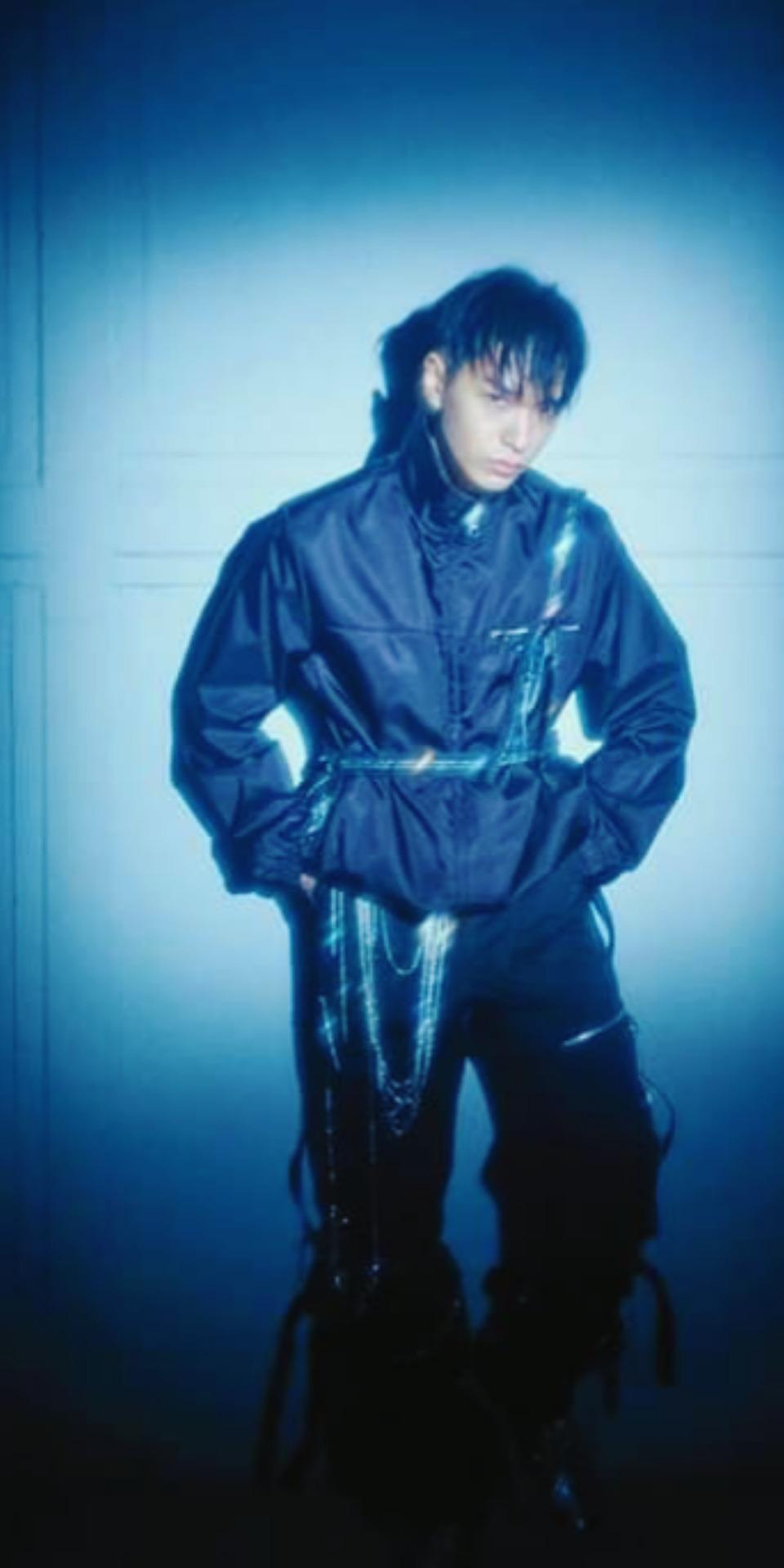 960x1920 Simon Dominic Wallpaper