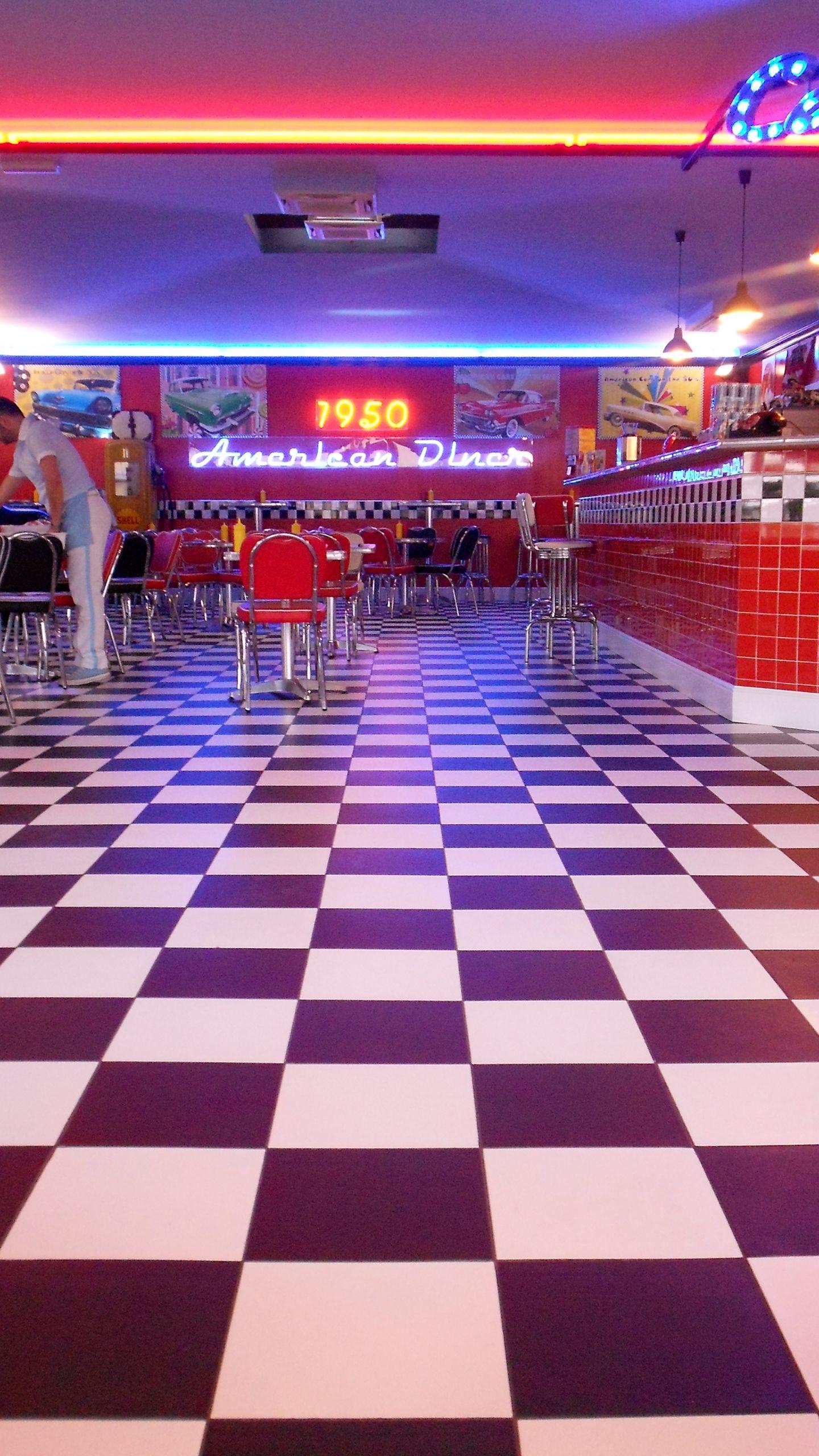 1440x2560 Free download 46 50S Diner Wallpaper