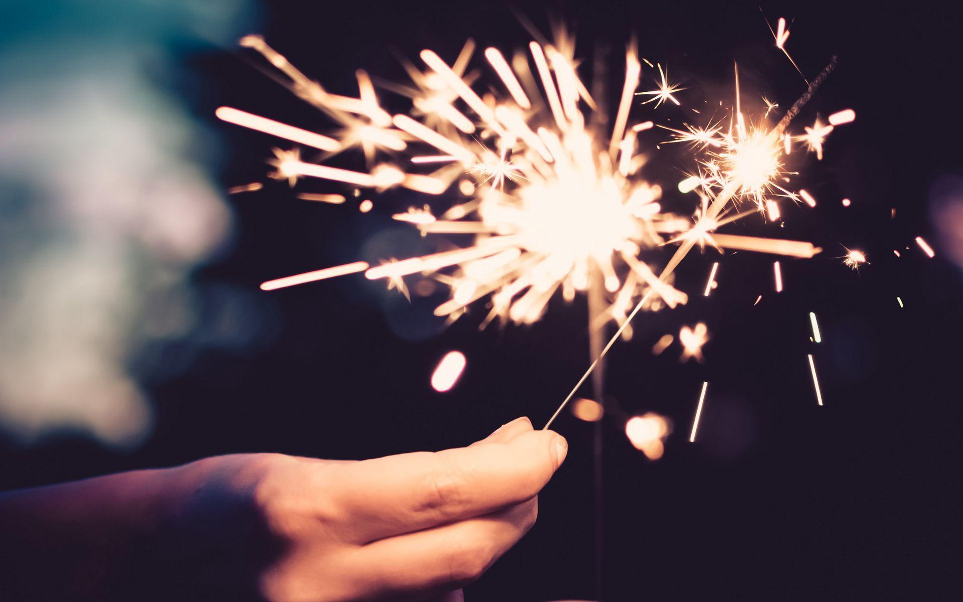 Sparklers Wallpapers - Top Free Sparklers Backgrounds - WallpaperAccess