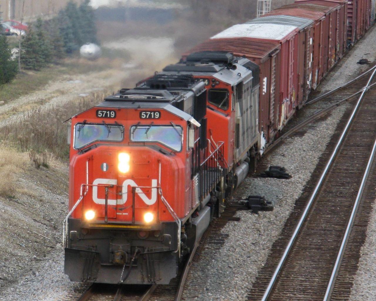 1280x1024 Free download download Canadian National diesels southbound on