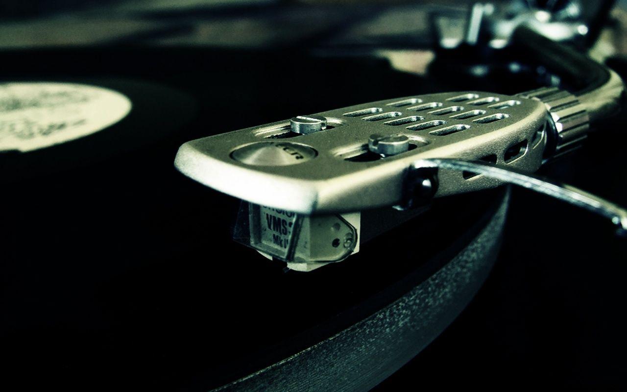 1280x800 Turntables Wallpaperx800 old dj turntable wallpaper music