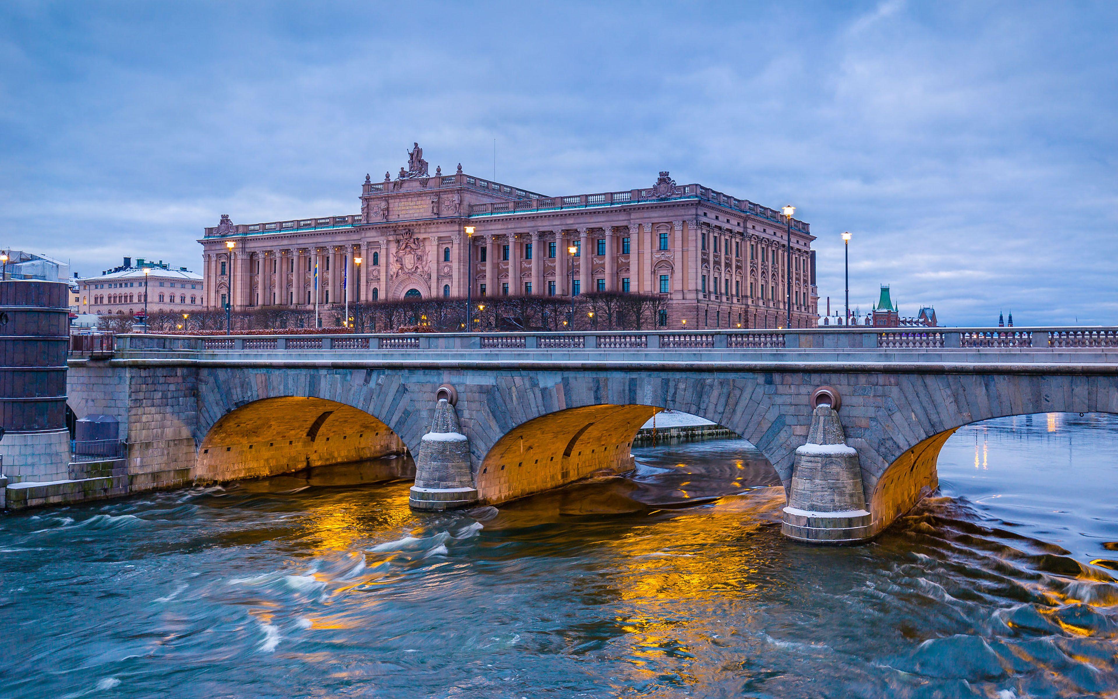3840x2400 Parliament House In Stockholm Sweden 4k Ultra HD Tv Wallpaper For Desktop Laptop Tablet And Mobile Phones 3840x2400 :