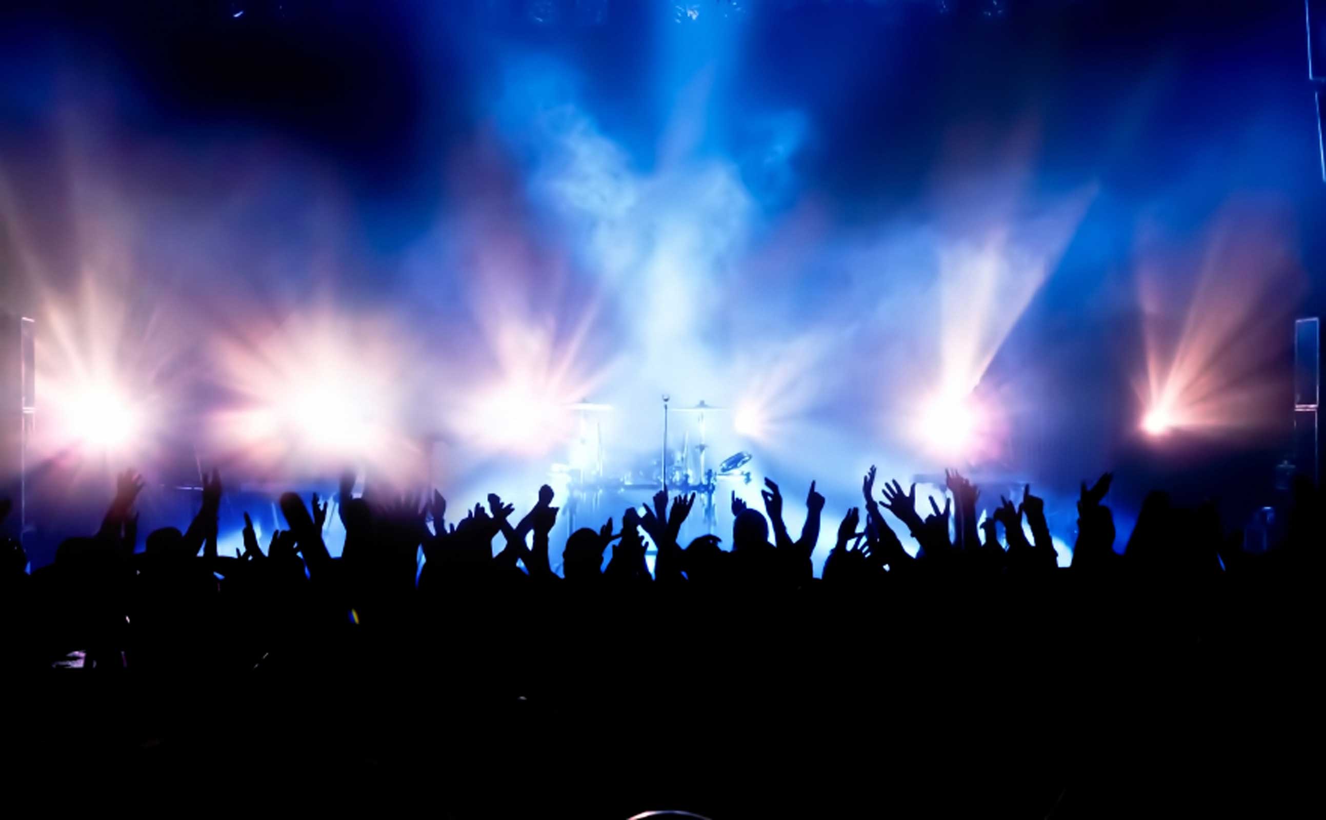 Concert Crowd Wallpapers - Top Free Concert Crowd Backgrounds -  WallpaperAccess