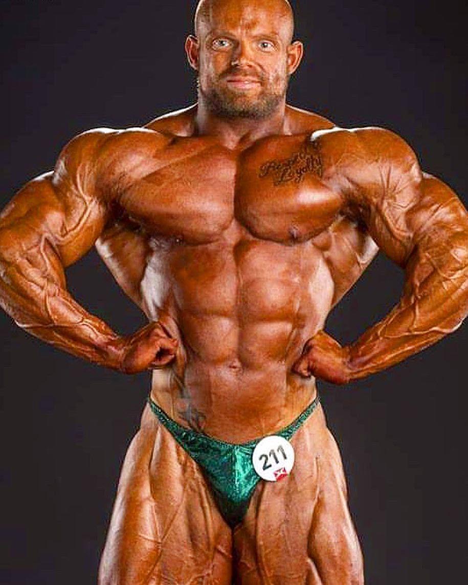 915x1143 Enrico Hoffmann IFBB Professional Bodybuilder Hamburg / Germany