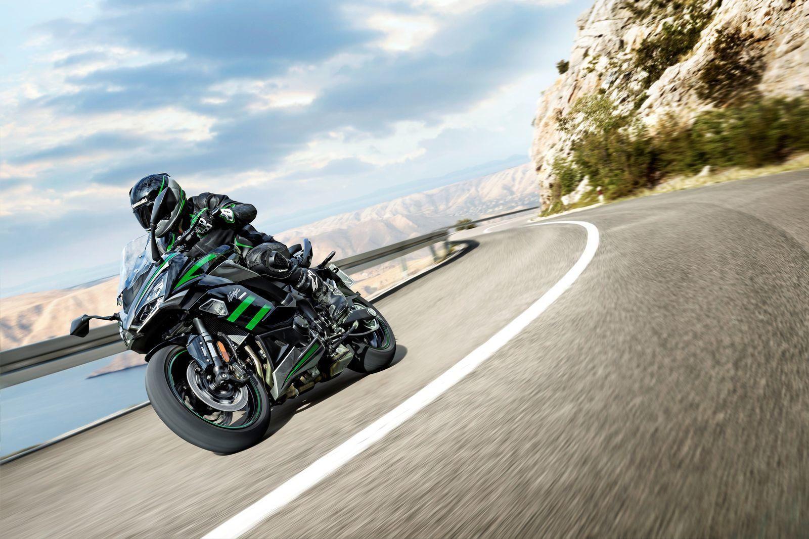 1600x1067 Kawasaki Ninja 1000SX Picture, Photo, Wallpaper And Video
