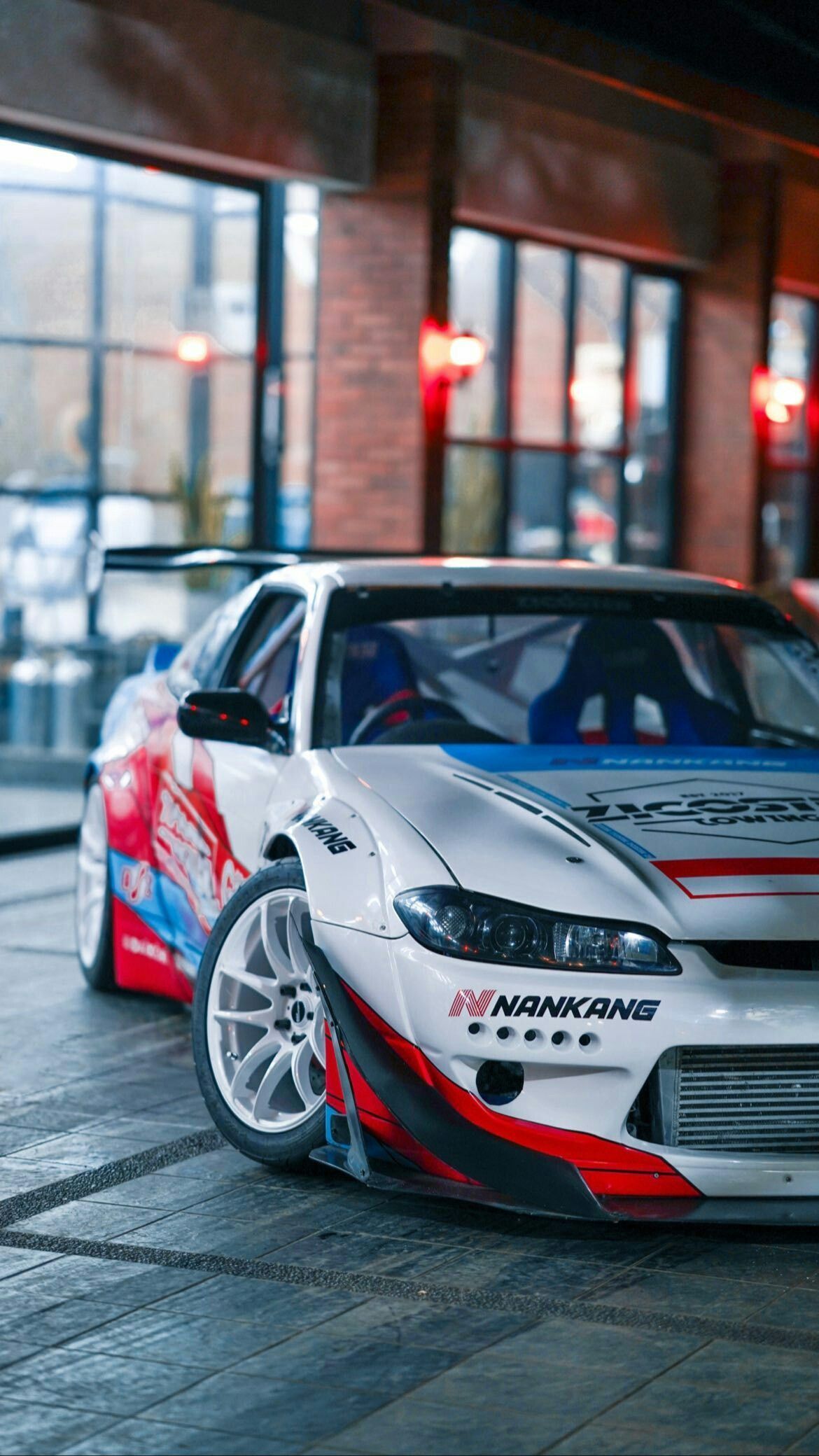 1170x2080 CARS