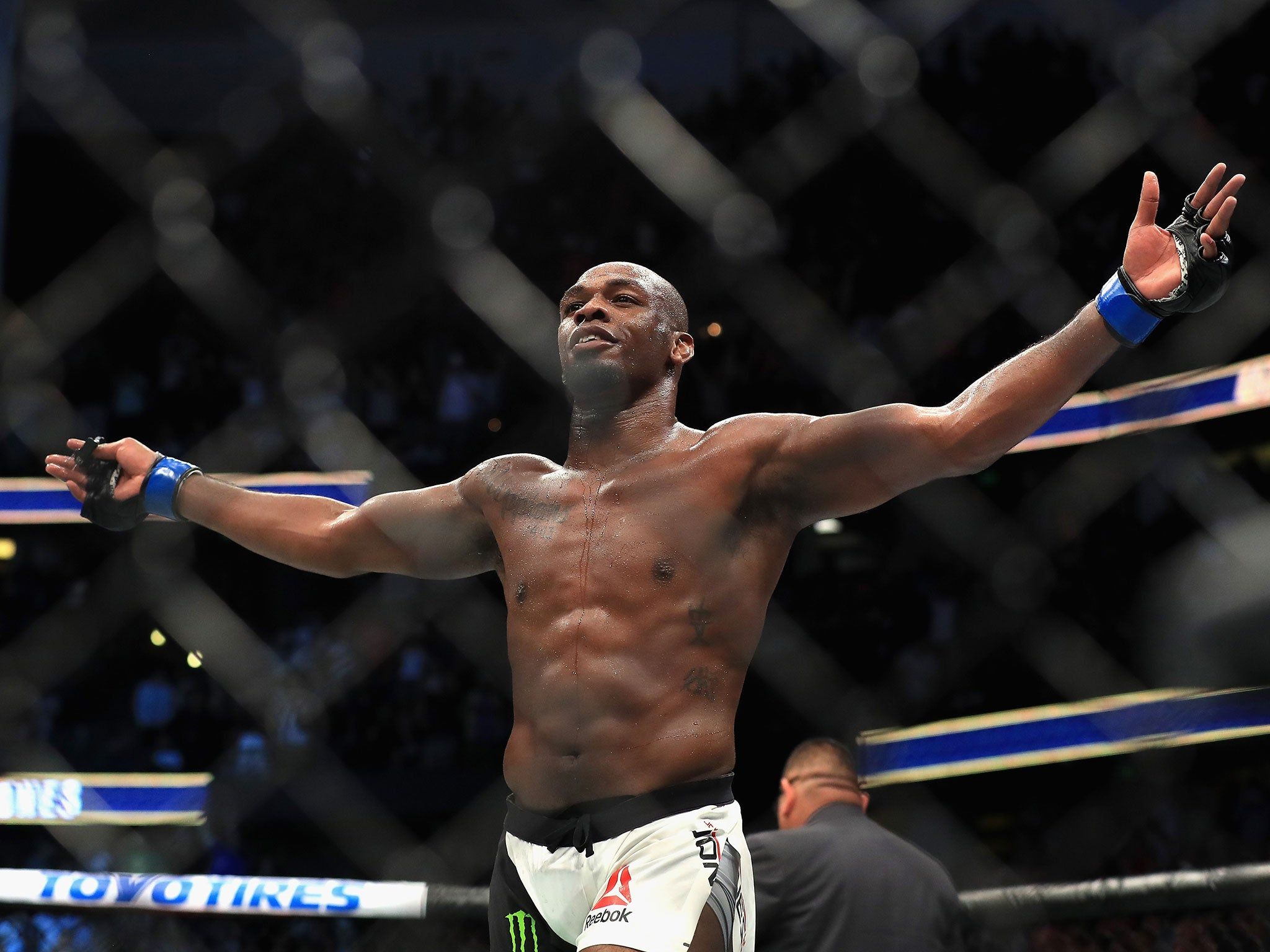 2048x1536 UFC 214 results: Jon Jones defeats Daniel Cormier and win light heavyweight title before challenging Brock Lesnar