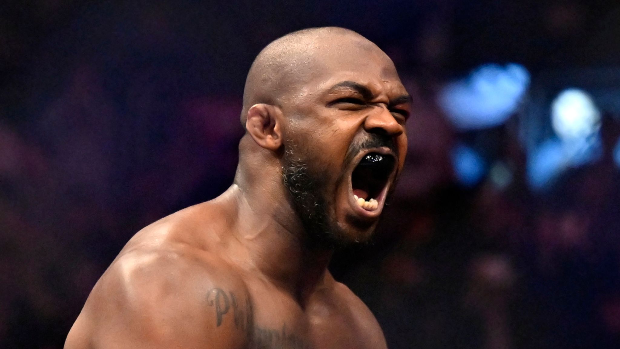 2048x1152 Jon Jones Returns After Three Year Absence To Win UFC Heavyweight Title In First Round