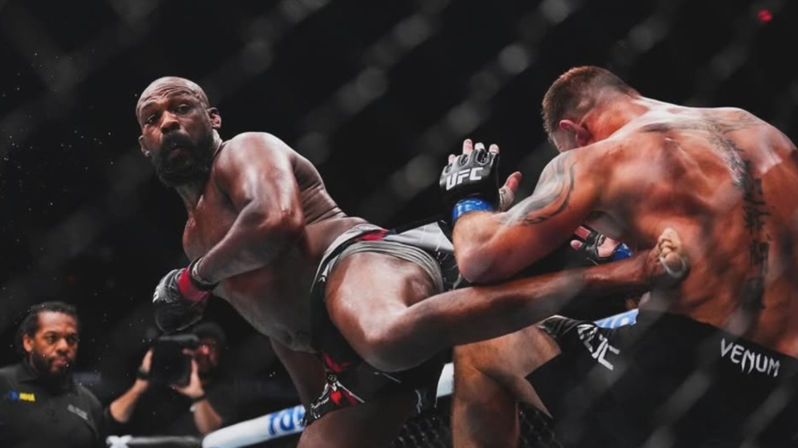 1600x900 Jon Jones' Unmatched Fighting Style That Keeps Him on Top in the UFC