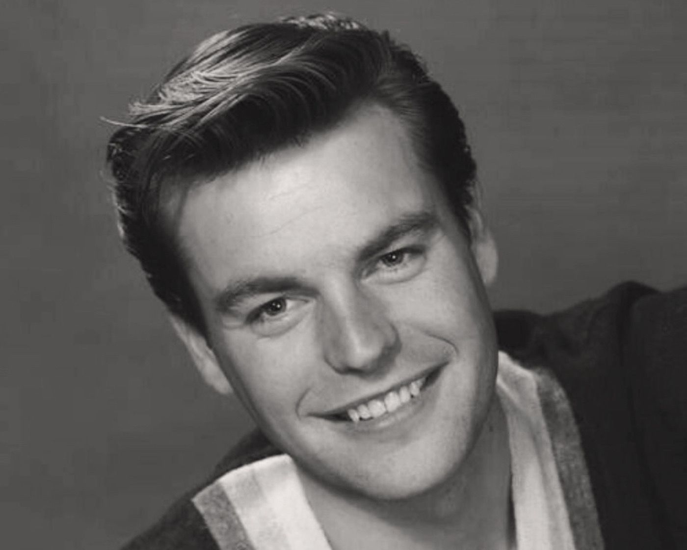 1400x1120 Morning Man Classic: Robert Wagner! In Hollywood