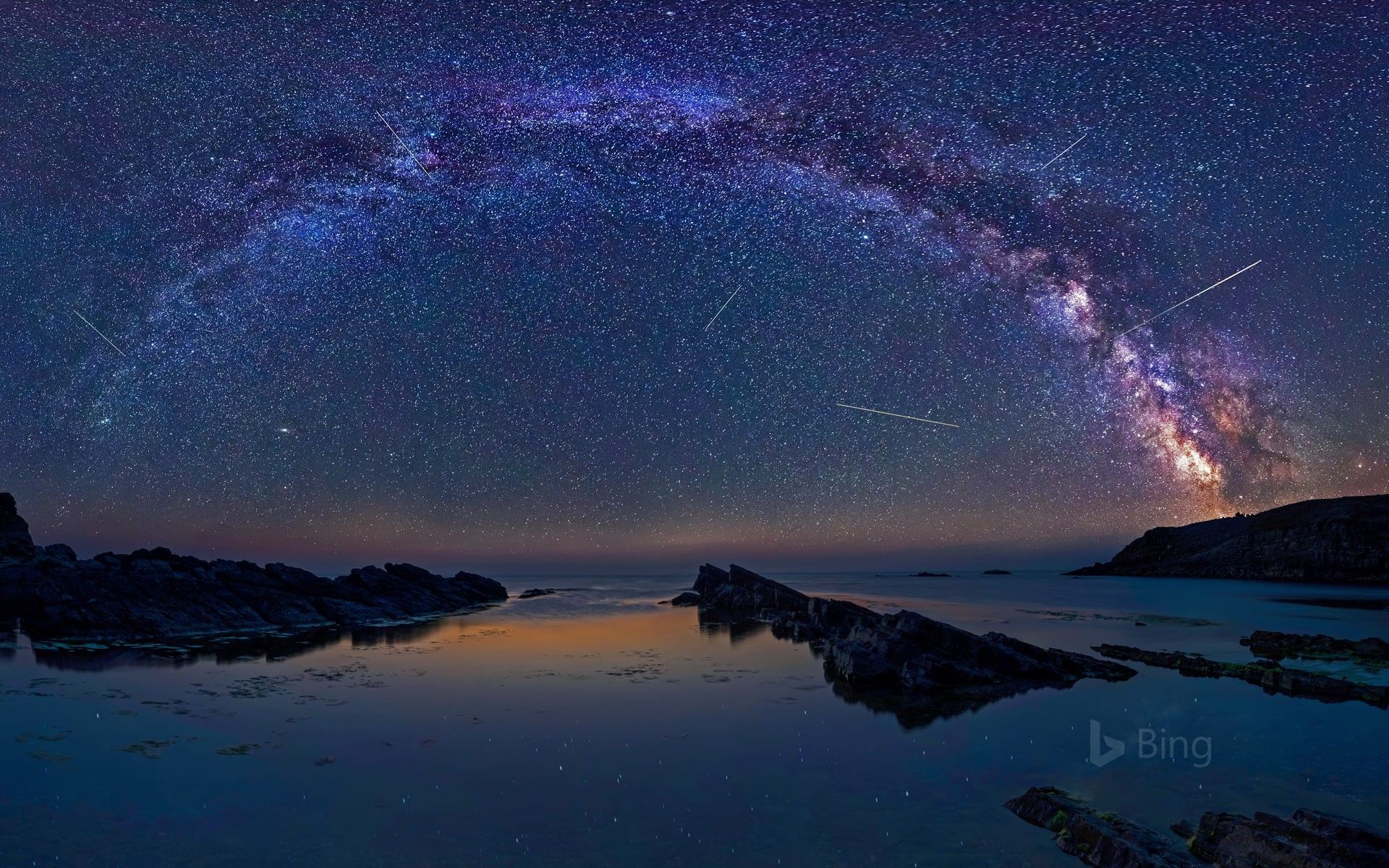 1920x1200 The Perseids meteor shower over Sinemorets, Bulgaria Wallpaper