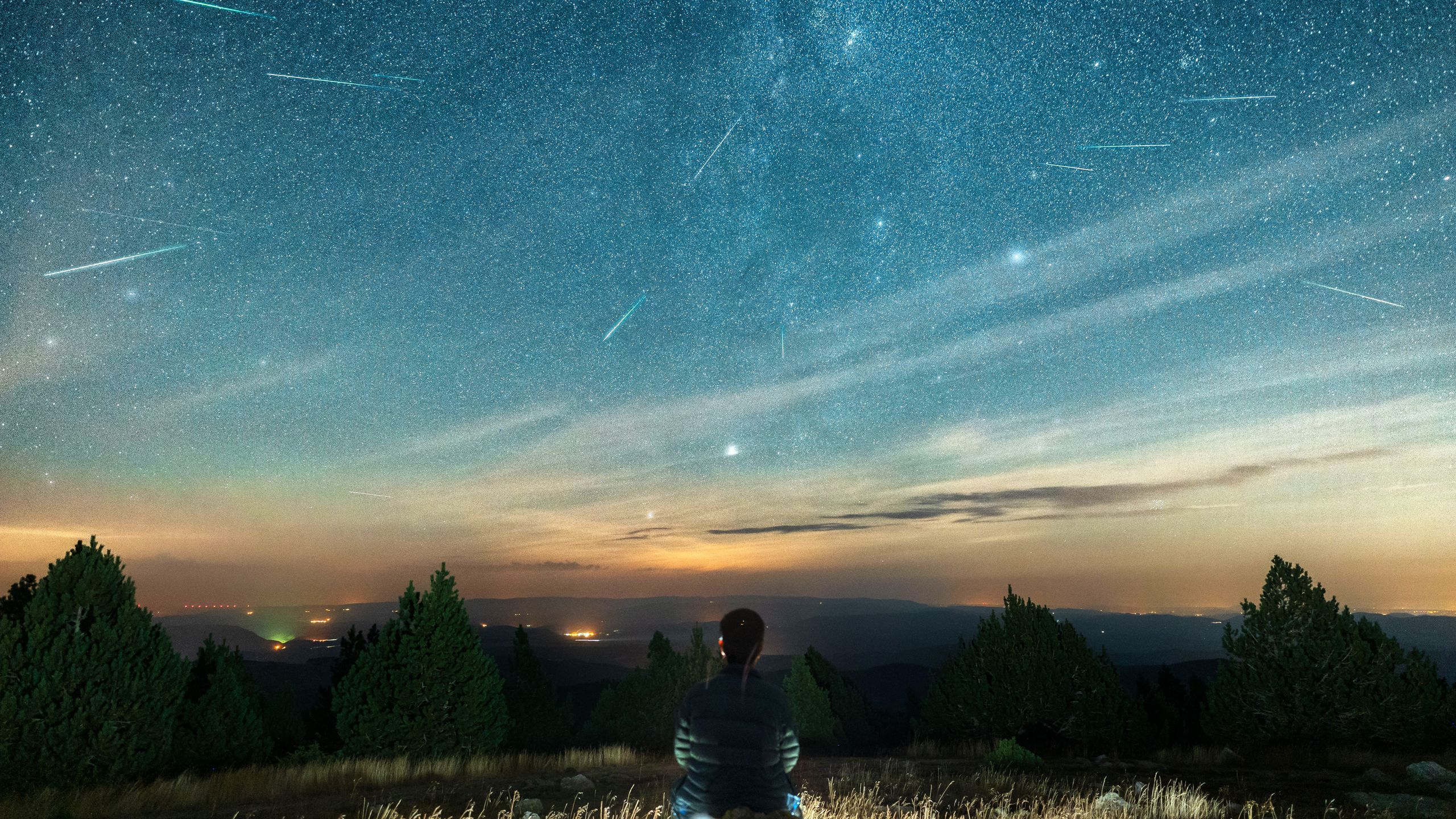 2560x1440 How to See the Perseid Meteor Shower This Week. Condé Nast Traveler