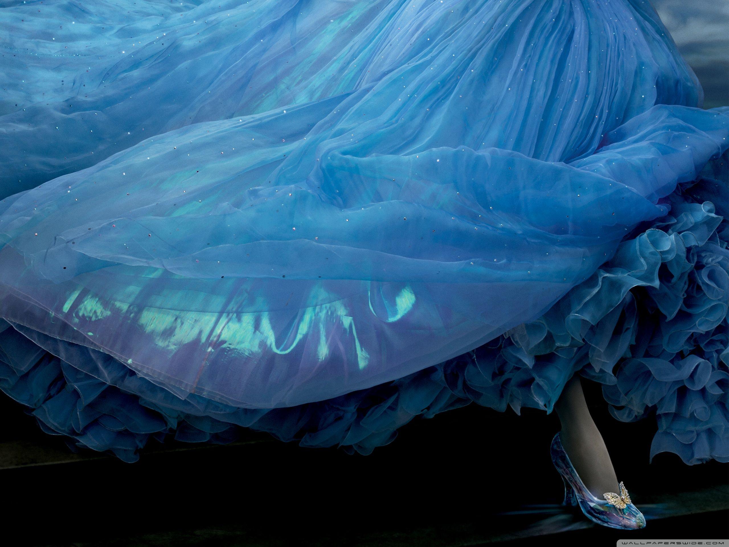 2560x1920 Cinderella 2015 Glass Slipper Ultra HD Desktop Background Wallpaper for 4K UHD TV : Widescreen & UltraWide Desktop & Laptop : Multi Display, Dual Monitor : Tablet