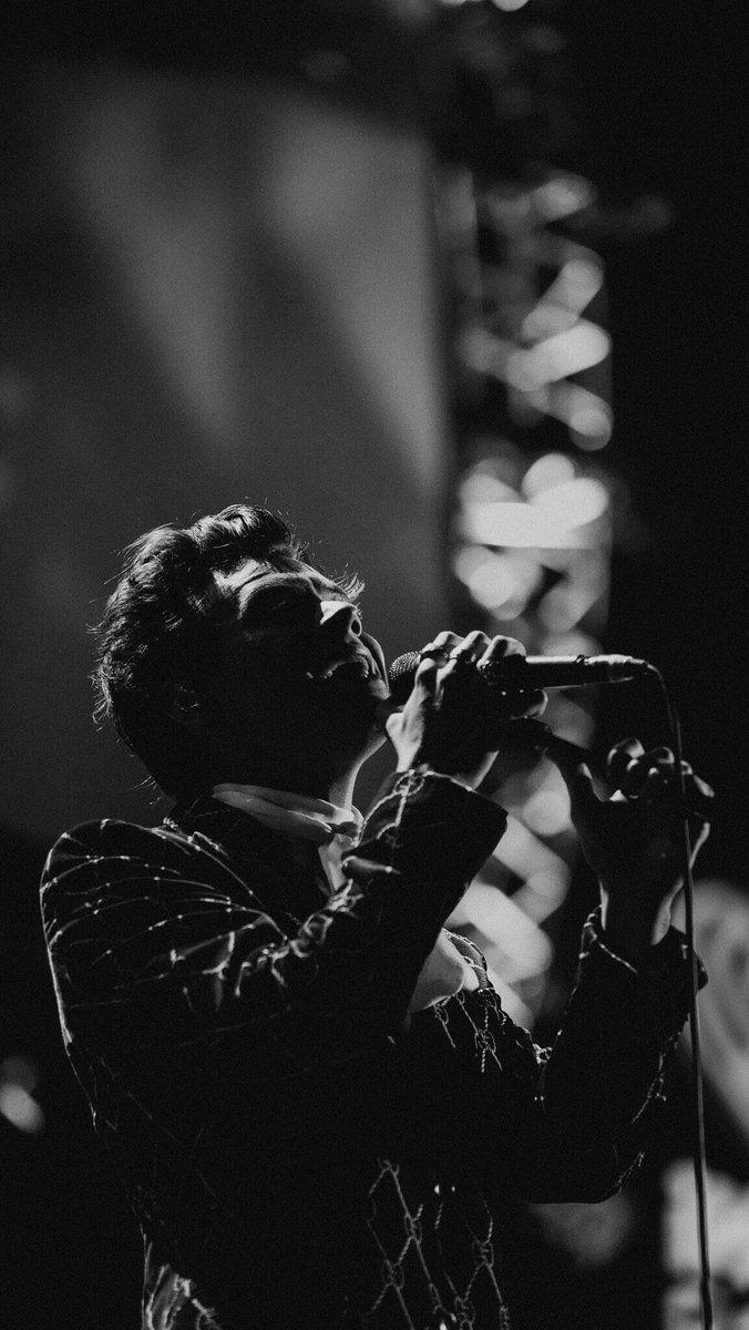 676x1200 Harry Styles iPhone Wallpaper