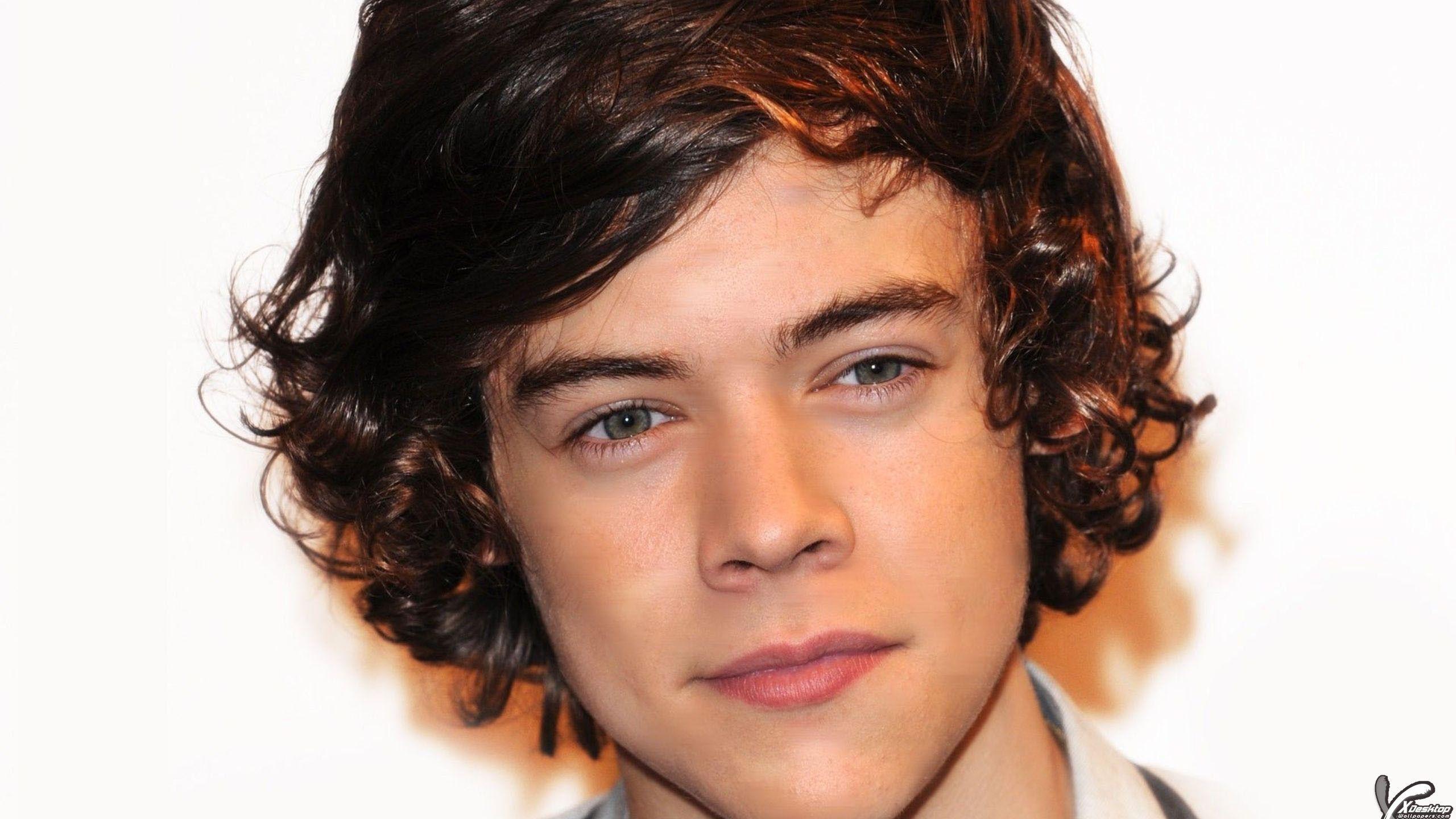 2560x1440 Wallpaper Styles. Harry Styles Look