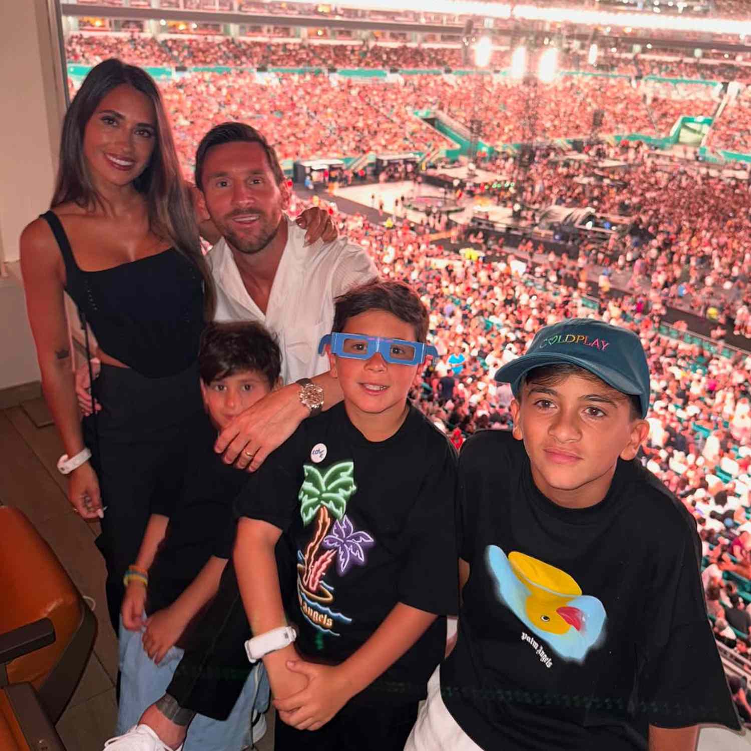 1500x1500 Lionel Messi's Cutest Family Photo