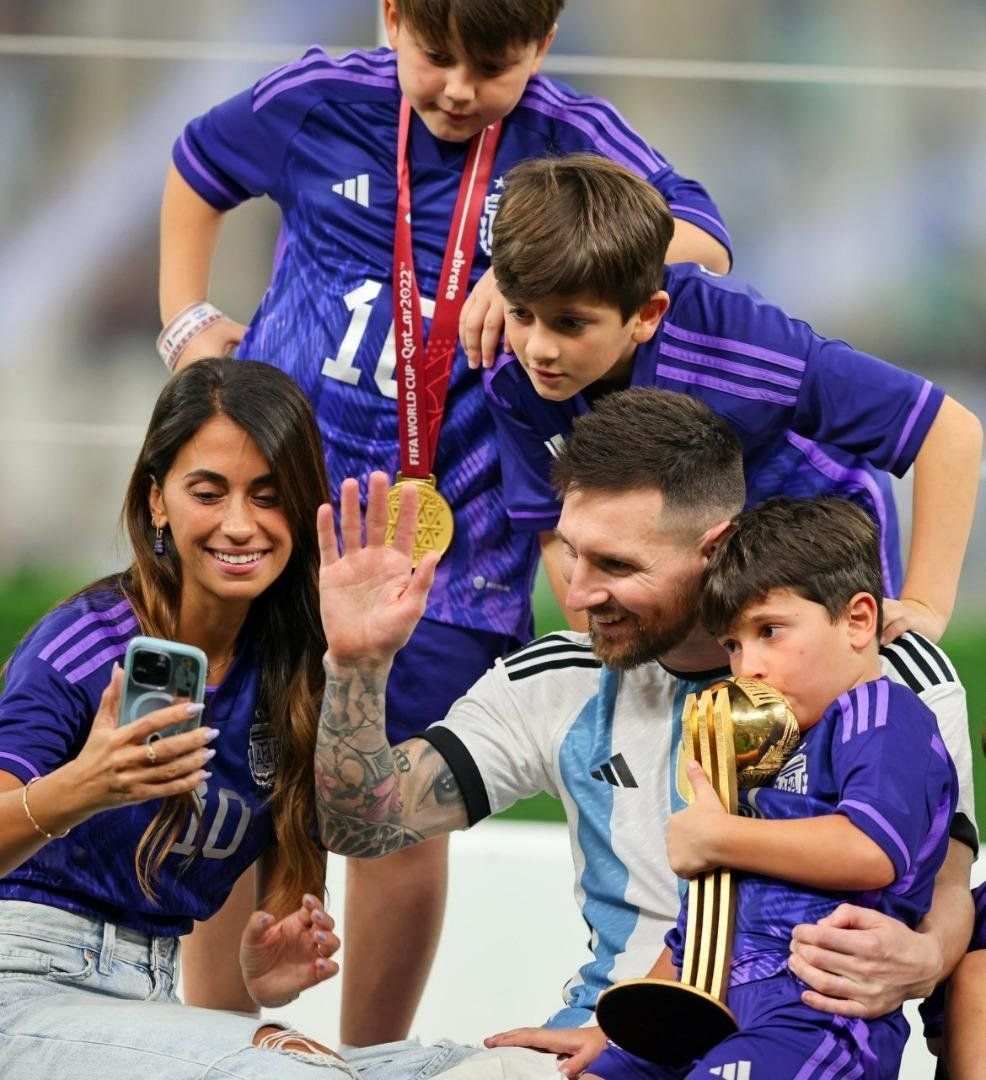 986x1080 Messi celebrates World Cup win with family (Photos) Voice Newspaper