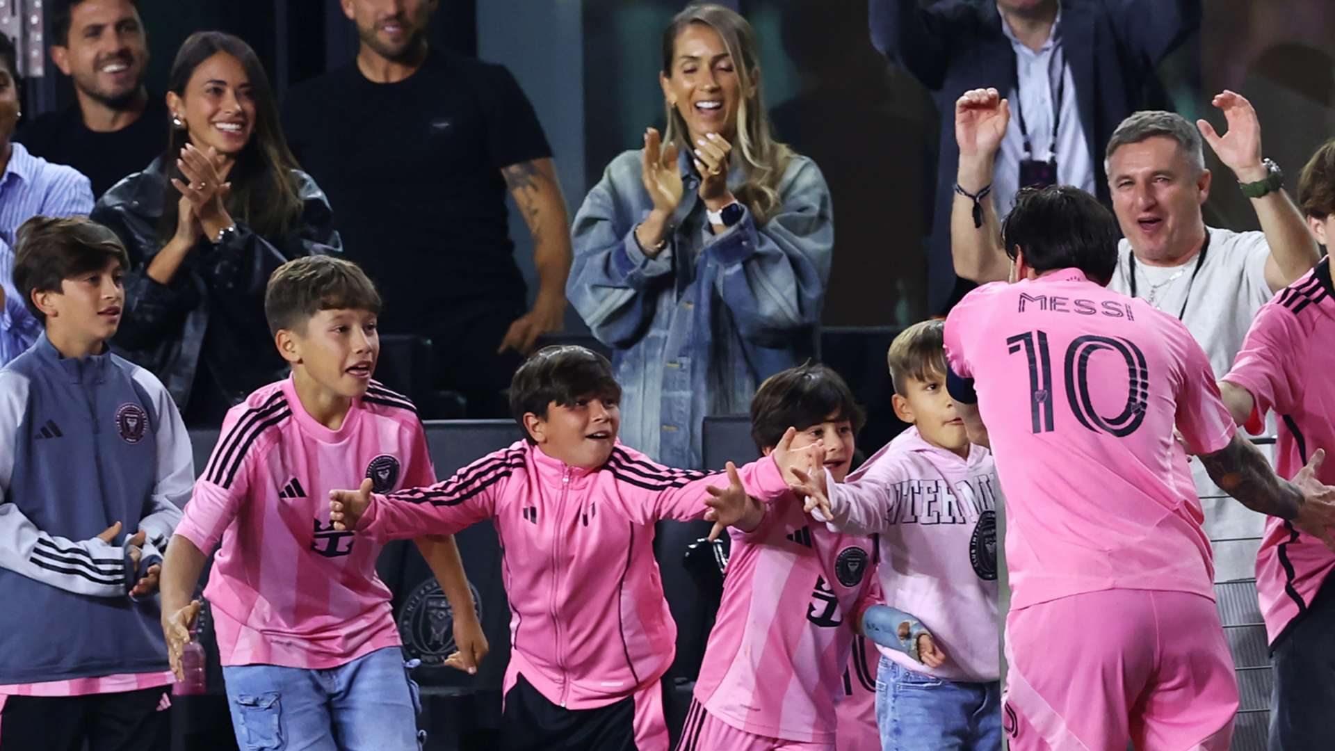 1920x1080 Lionel Messi's wife Antonela Roccuzzo reveals touching family goal celebration after Inter Miami superstar scores brace in CONCACAF Champions Cup win