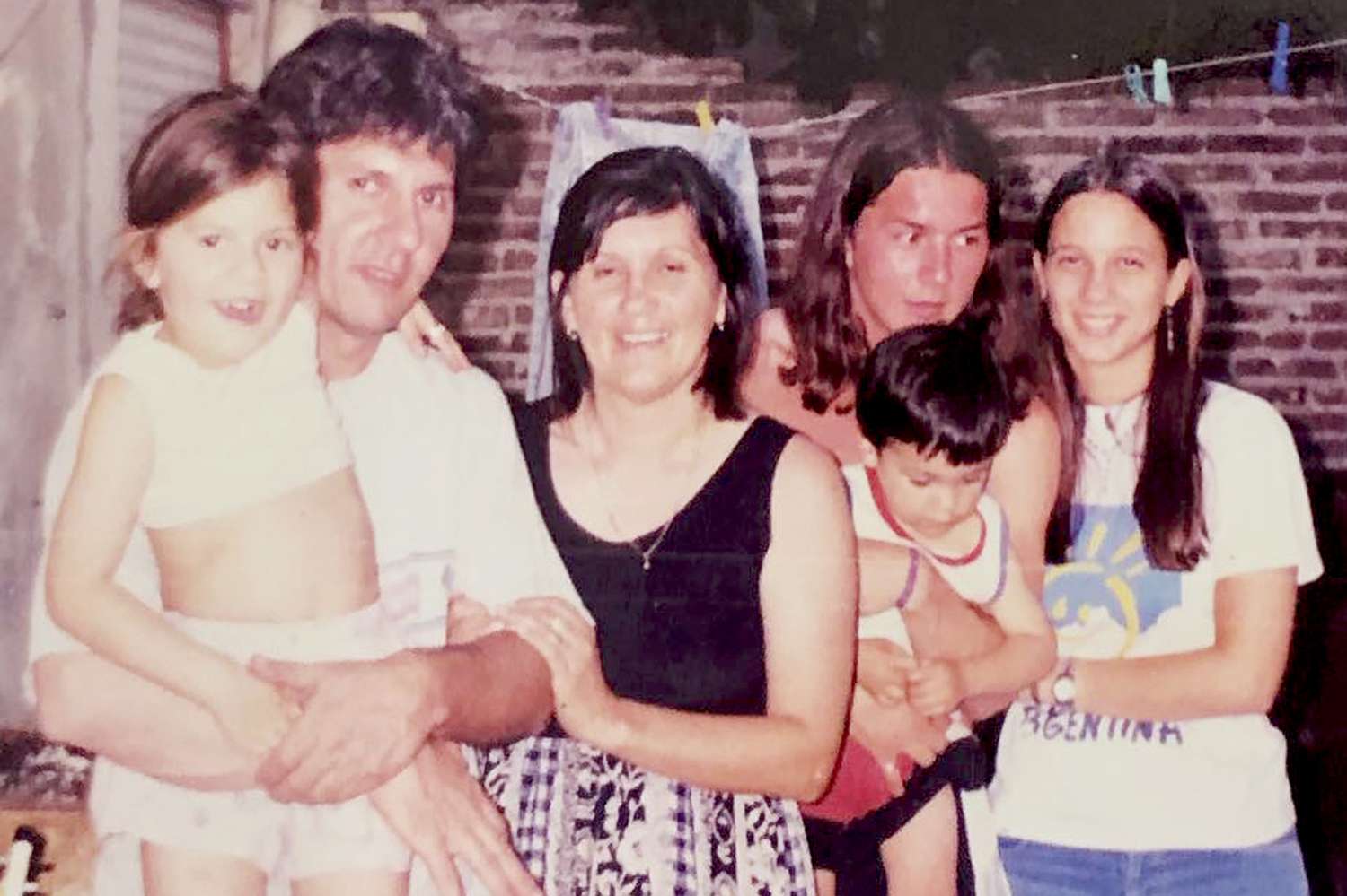 1500x999 All About Lionel Messi's 3 Siblings