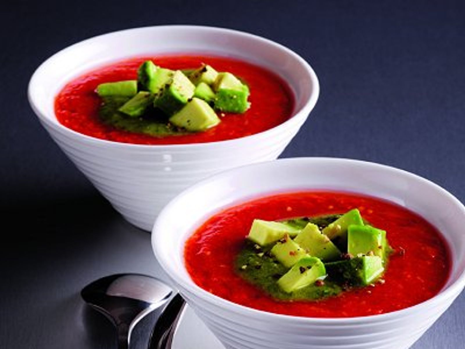 1600x1200 Modern gazpacho with avocado