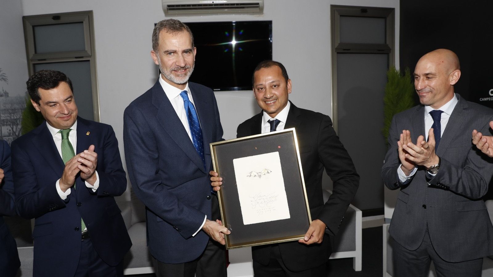 1600x900 Special Centenary gift presented to Spanish King Felipe VI