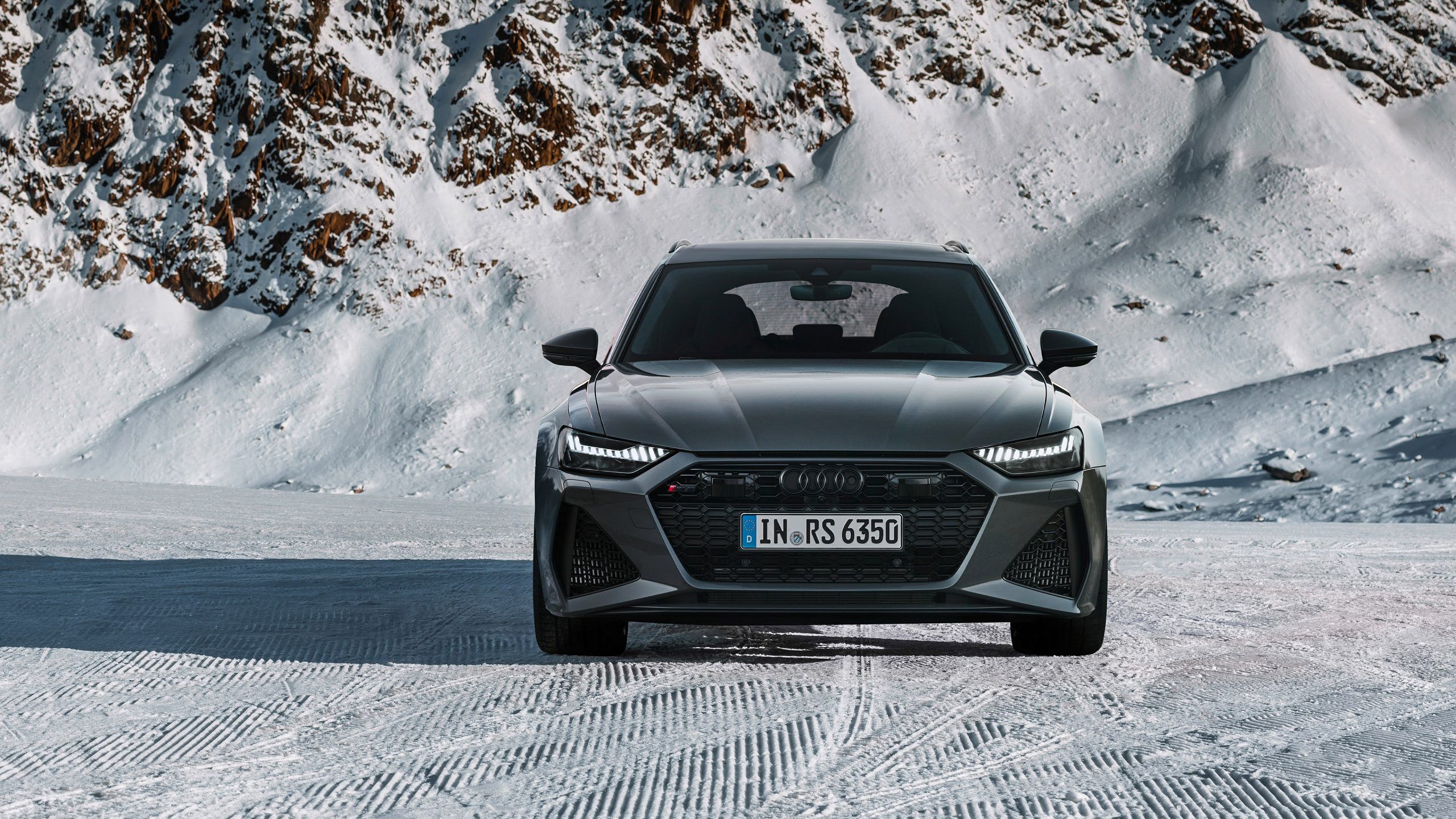2560x1440 Audi RS6 Avant Performance Wallpaper