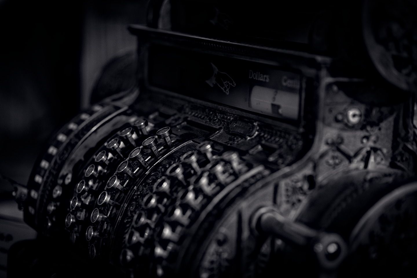 1440x961 Antique Cash Register