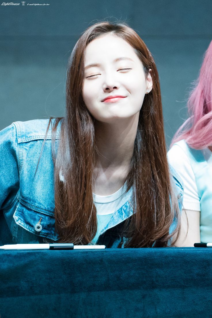 736x1104 목동 팬사인회. Dal shabet woohee, Yeonwoo wallpaper, Yeonwoo instagram