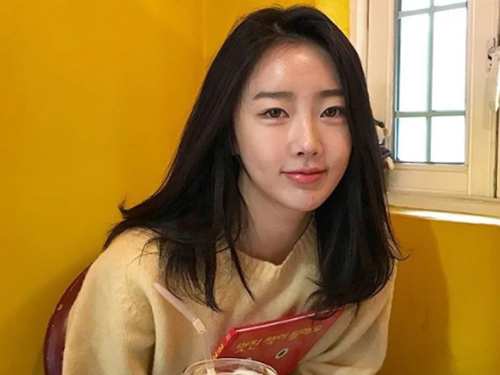 1024x768 Dal Shabet's Subin denies the group has disbanded Life Singapore