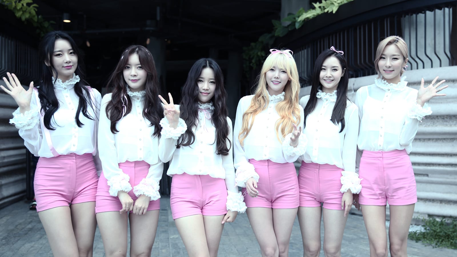 1600x900 Dal Shabet: Our best dorm memories are with Julie Tan