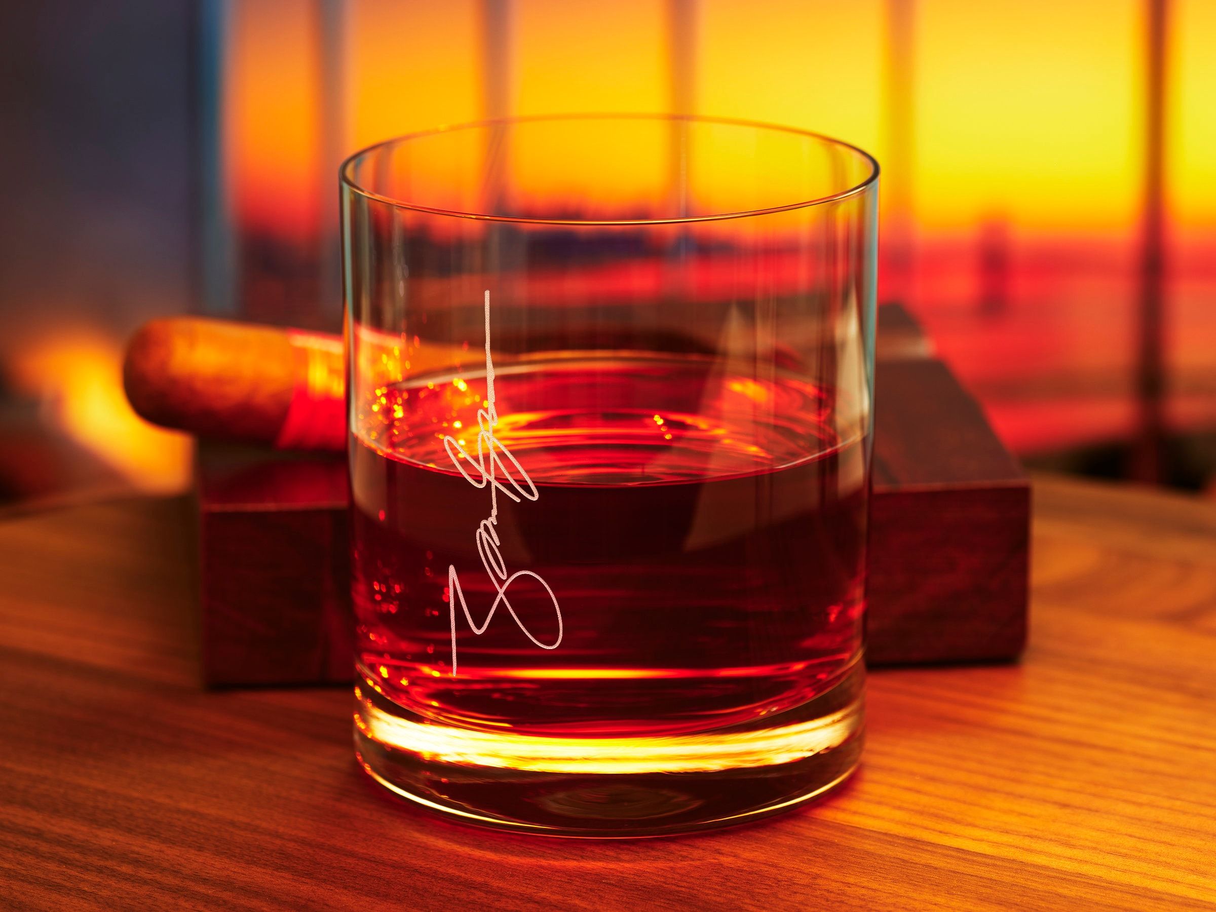 2400x1800 Engraved Crystal Whiskey Glass: Personalized Signature Rocks Glass, Gift Box
