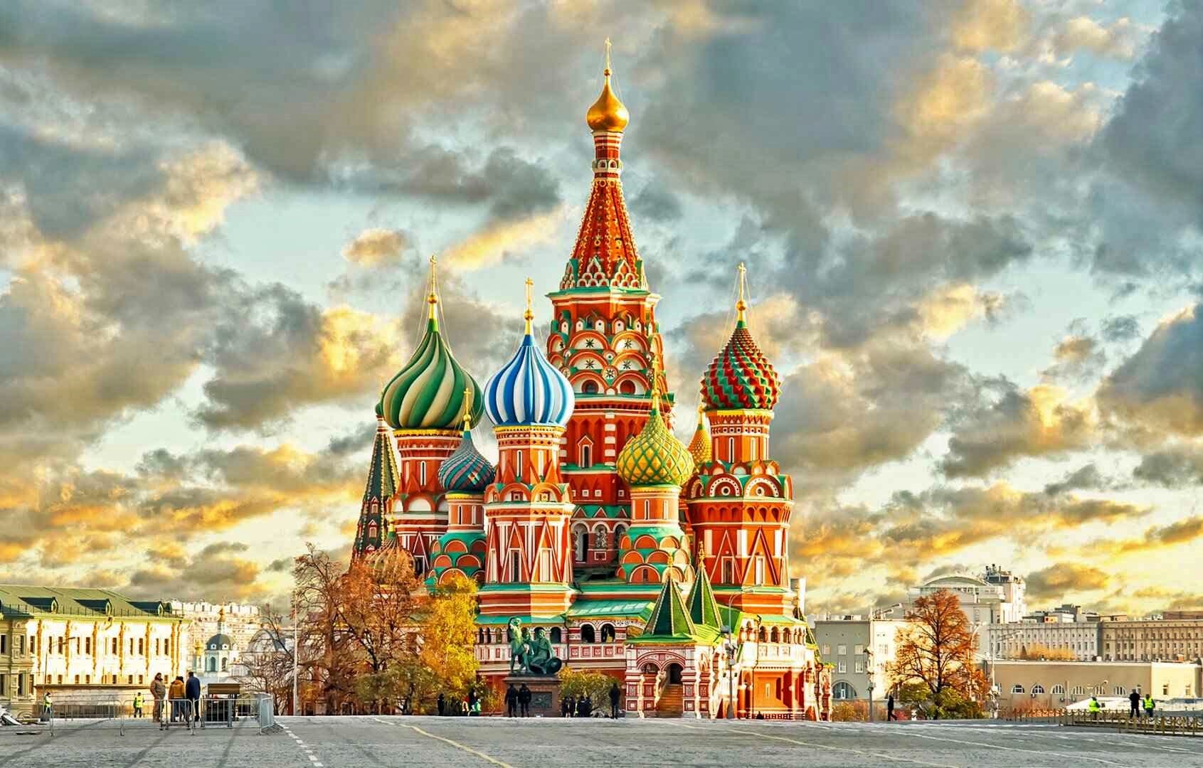 1691x1080 Sacred Spaces: St. Basil's Cathedral (Moscow)
