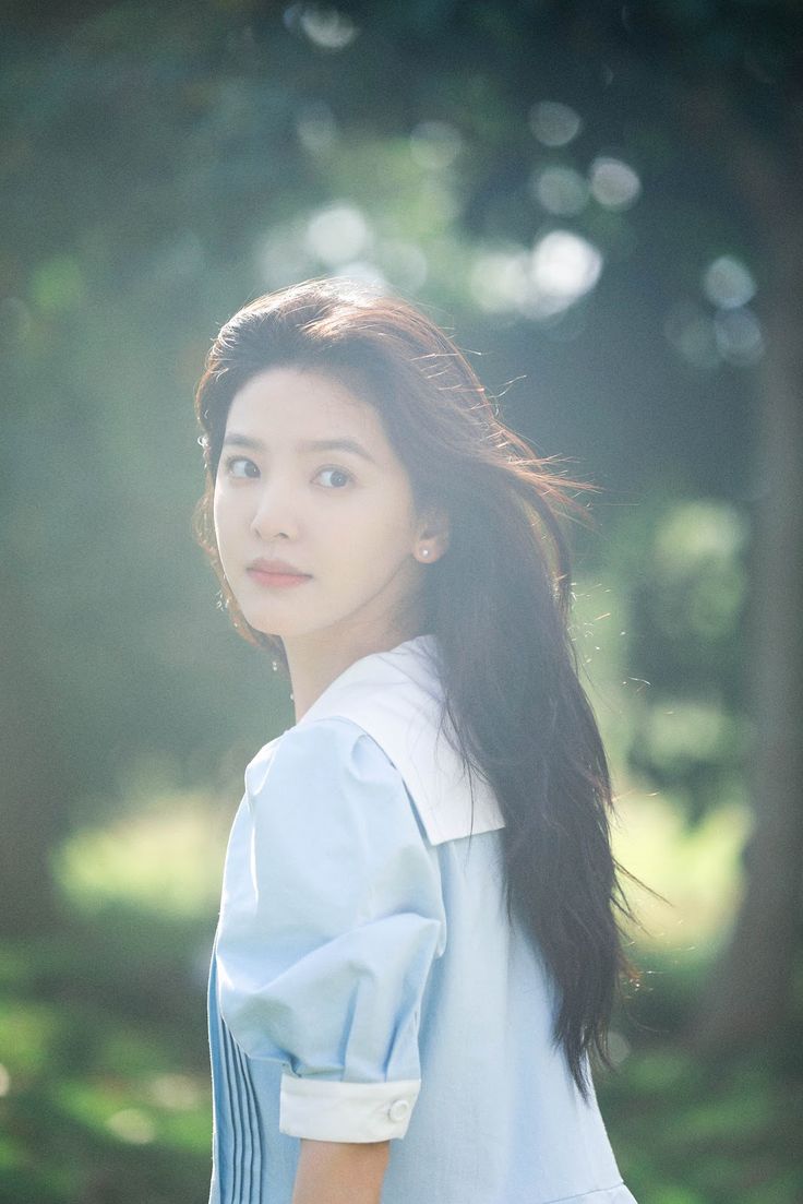 736x1103 China Entertainment News