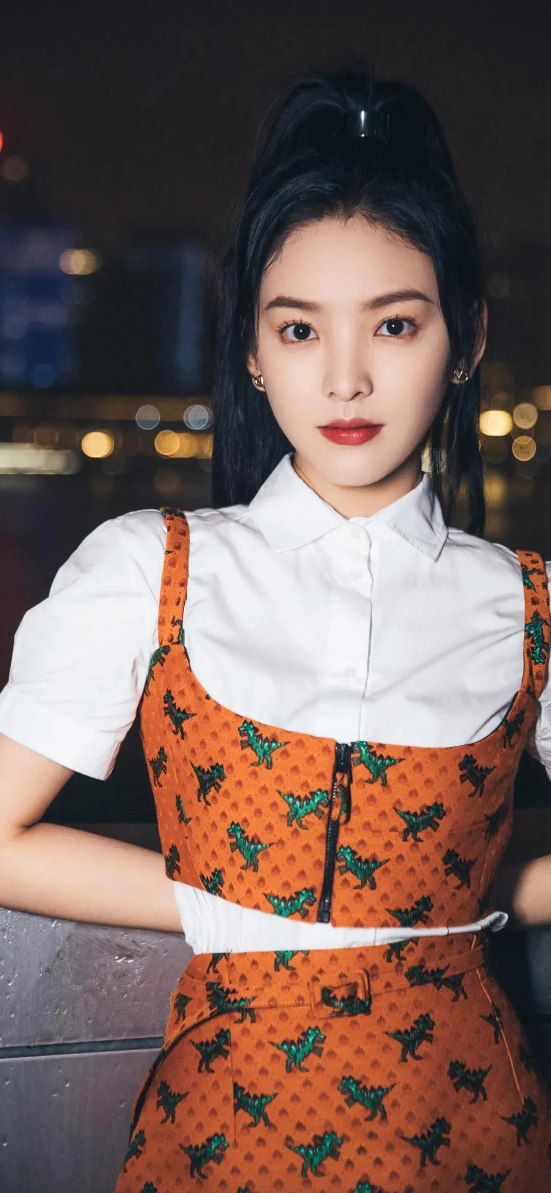 1080x2337 Zhang Ruonan Full Screen Wallpaper