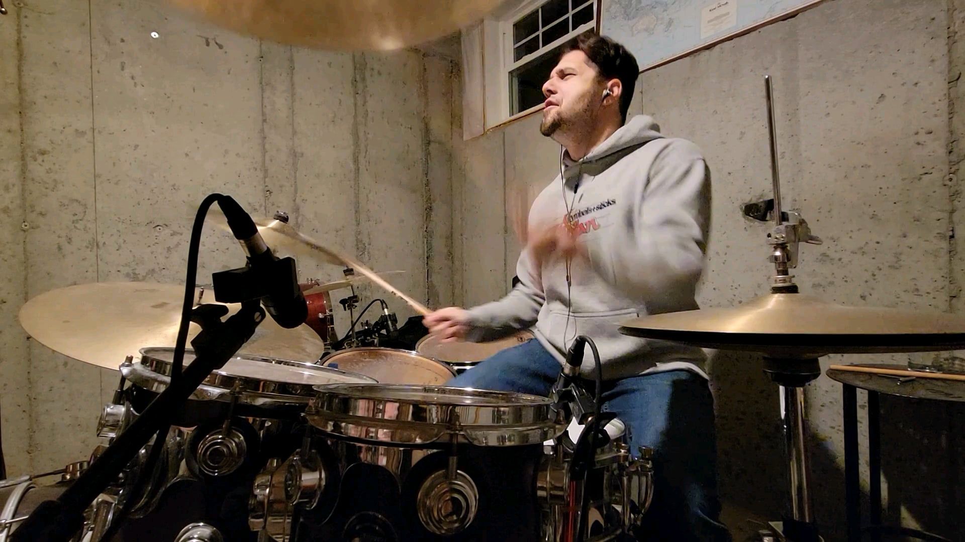 1920x1080 Jeff Porcaro never played drum solos. Just played time. Either way, this section of Hold The Line always stood out as a Jeff spotlight. His groove was absolutely legendary