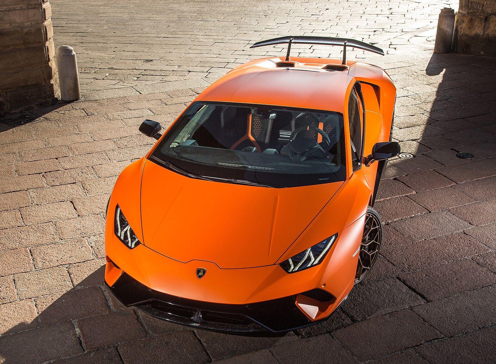 1600x1174 Lamborghini Huracán Performante Wallpaper HD Image