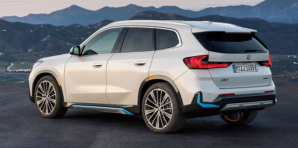 1263x631 BMW iX1 picture, official photo