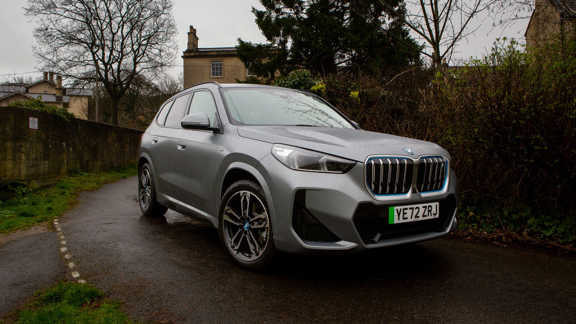 1920x1080 BMW iX1 review: an SUV bundle of fun