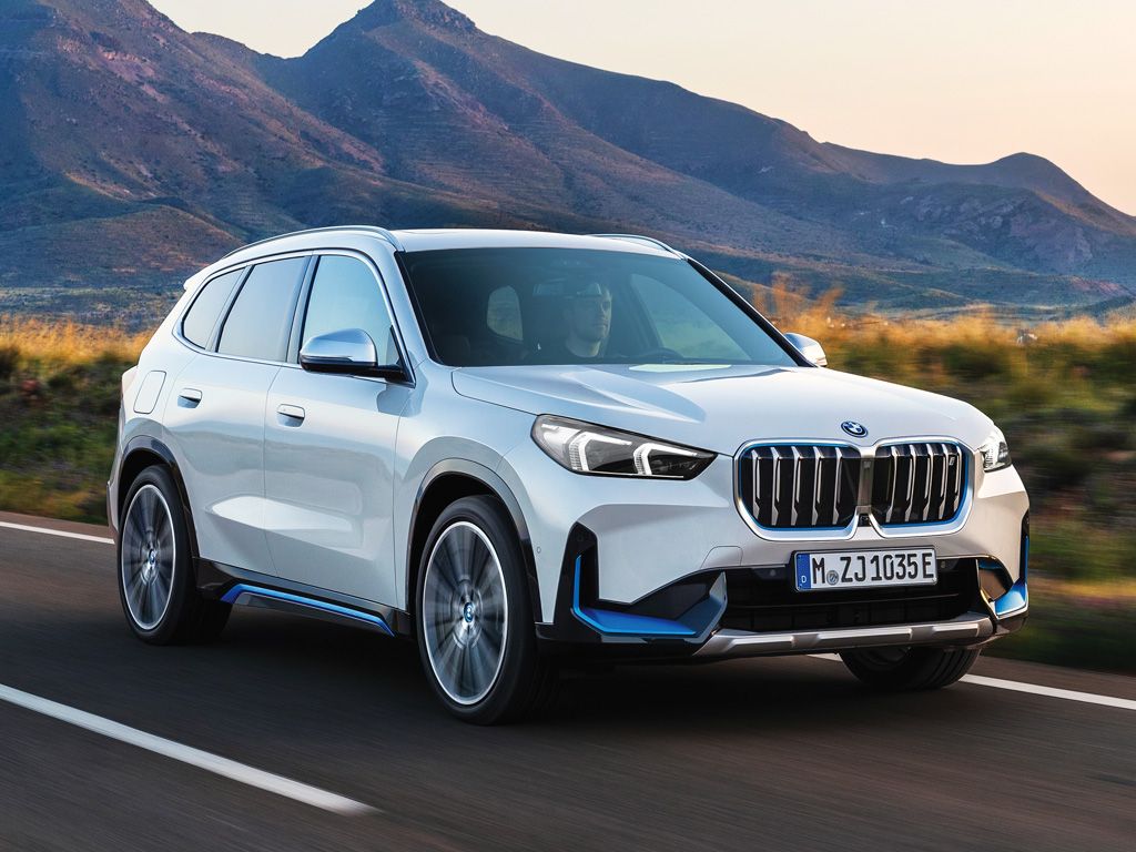 1024x768 Road Test: BMW iX1