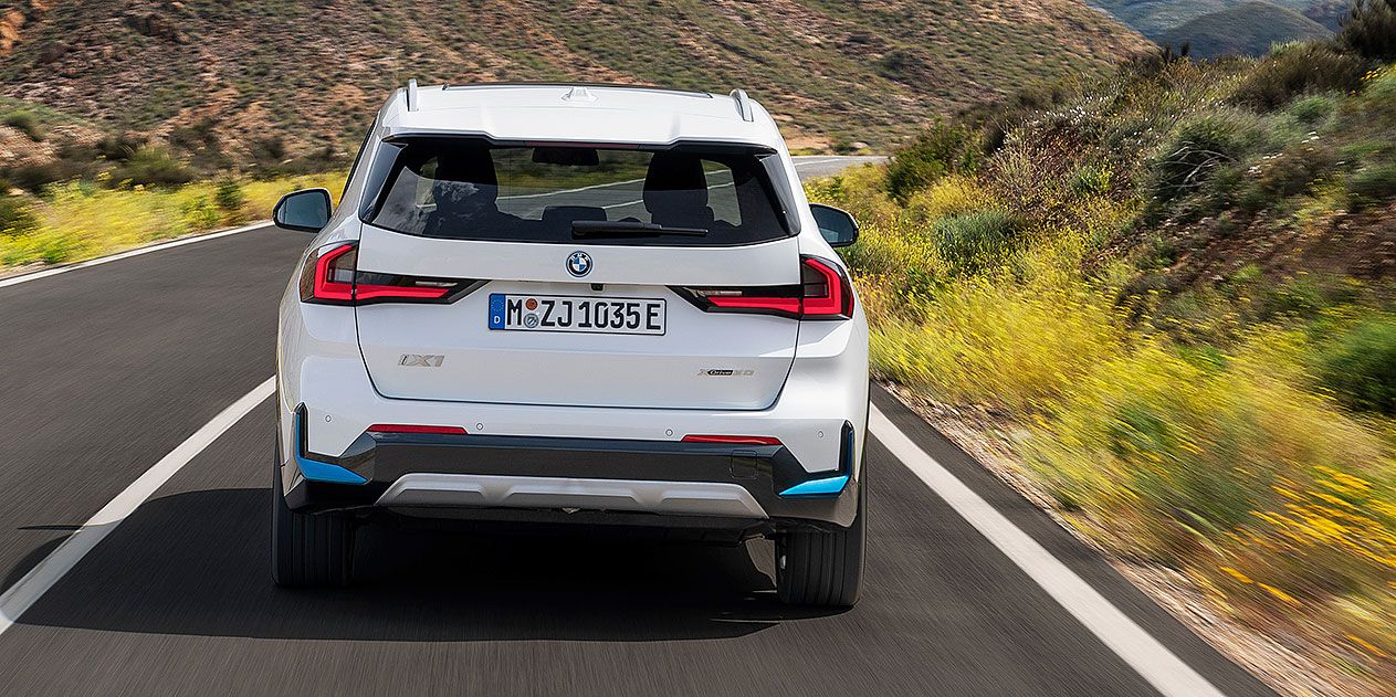 1263x631 BMW iX1 picture, official photo