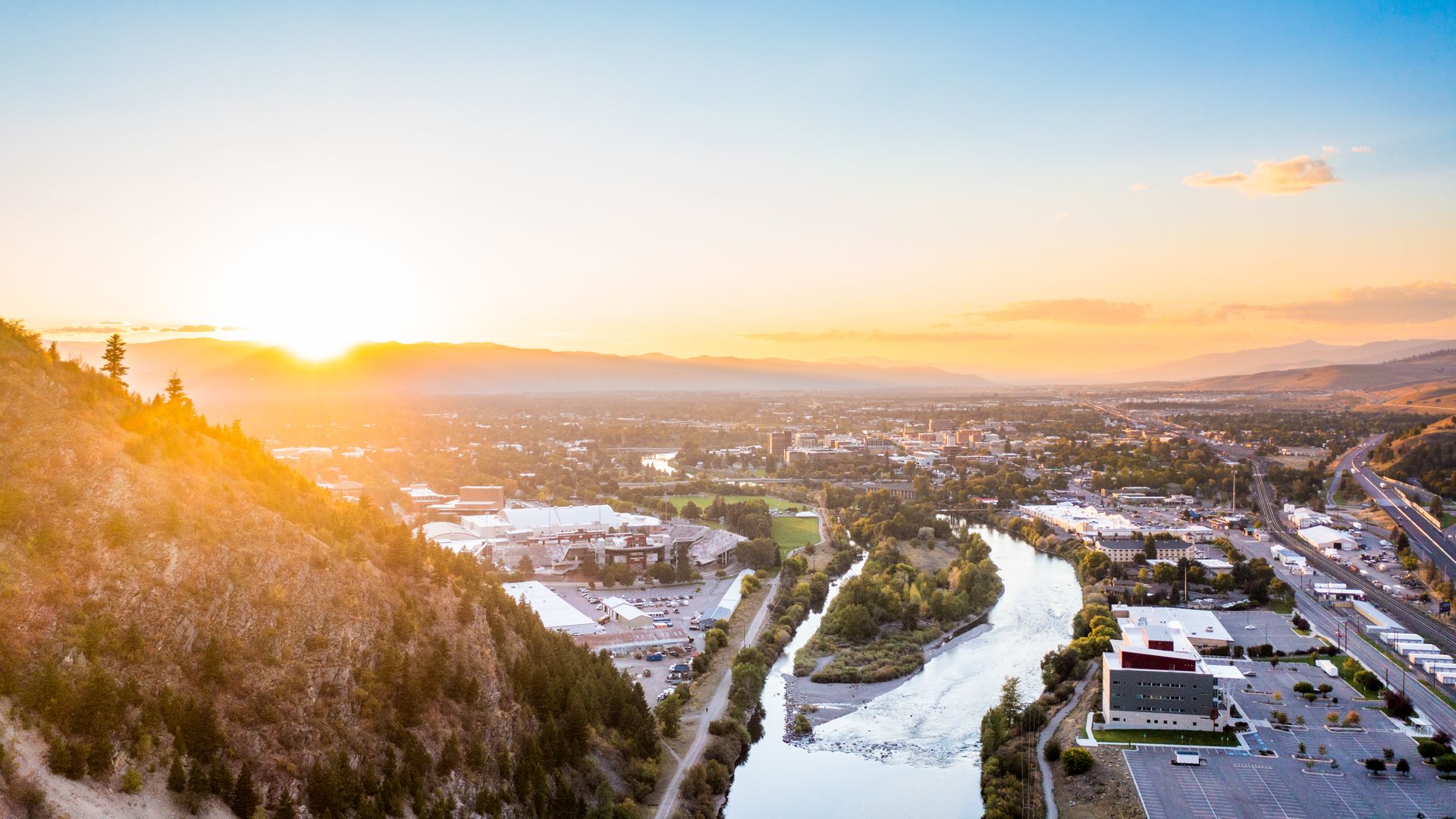 1920x1080 Seasonal Magic in Missoula, Montana USA Parks