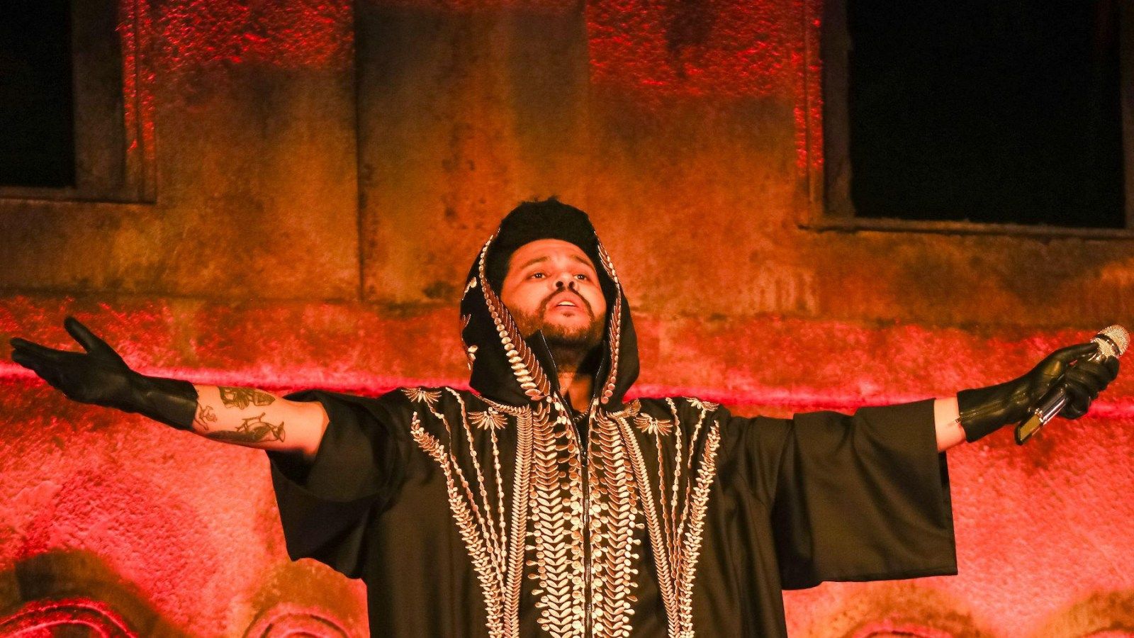 1600x900 See the Weeknd Debut 'Hurry Up Tomorrow' Songs at Sao Paulo Show