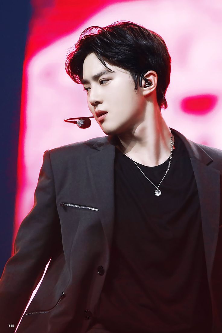 736x1104 Suho [HQ] 190706 SBS Super Concert in Hong Kong. #EXO Kim Junmyeon