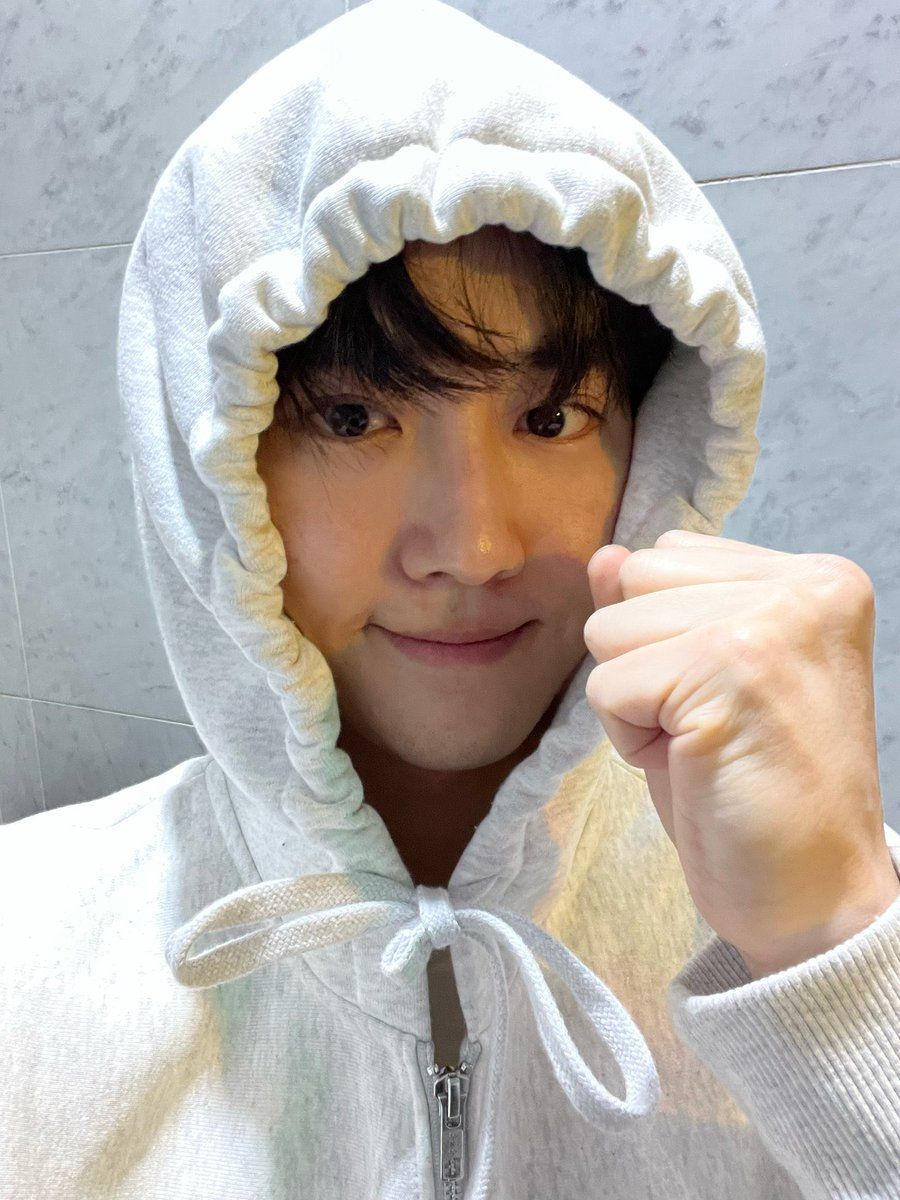 900x1200 junmyeon pics / Posts / X