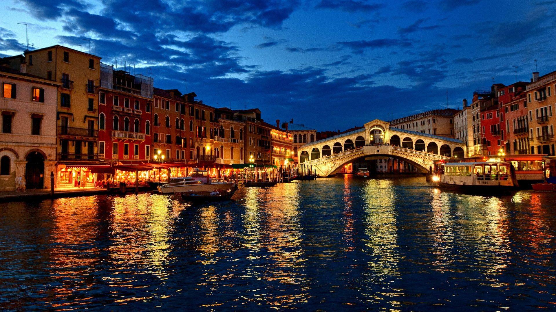 1920x1080 Night in Venice Windows 10 Wallpaper HD 1920x1080