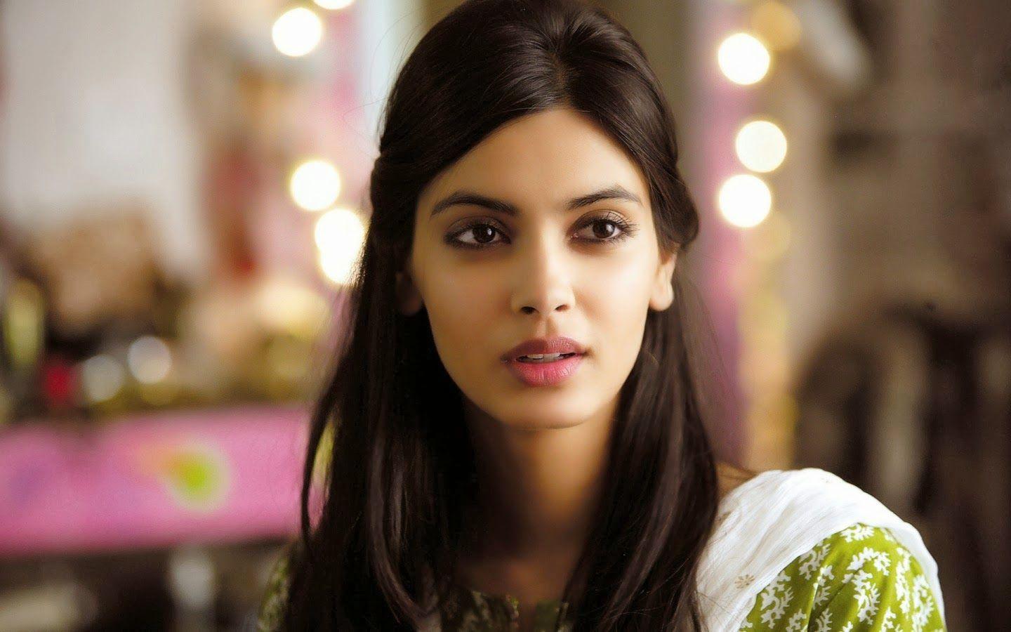 1440x900 Beautiful Girls